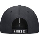 gorra-curva-azul-marino-ajustable-para-nino-dri-fit-club-structured-de-new-york-yankees-mlb-de-nike