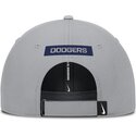 gorra-curva-gris-ajustable-primetime-club-structured-uv-poly-ripstop-de-los-angeles-dodgers-mlb-de-nike