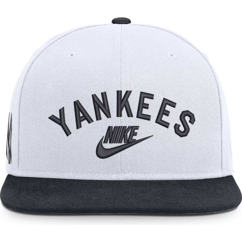 nike-flat-brim-cooperstown-dri-fit-pro-structured-square-bill-white-and-navy-blue-snapback-cap