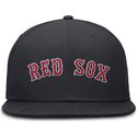 petten-plat-marineblauw-aangepast-dri-fit-true-structured-round-bill-van-boston-red-sox-mlb-van-nike