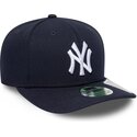 gorra-curva-azul-marino-snapback-9seventy-stretch-snap-player-replica-de-new-york-yankees-mlb-de-new-era