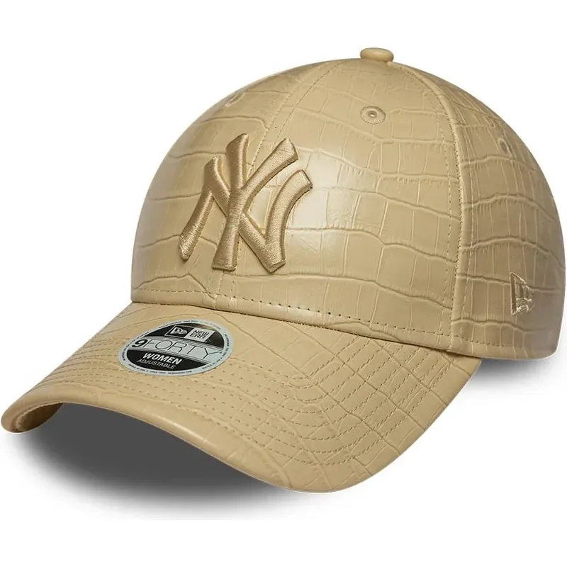 gorra-curva-beige-ajustable-para-mujer-con-logo-beige-9forty-pu-pattern-de-new-york-yankees-mlb-de-new-era