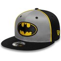 new-era-flat-brim-youth-9fifty-piping-dc-comics-batman-grey-and-black-snapback-cap