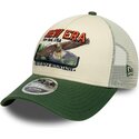 gorra-trucker-verde-y-beige-9forty-m-crown-a-frame-graphic-de-new-era