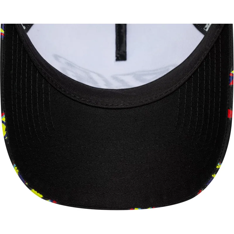 gorra-trucker-negra-y-blanca-e-frame-print-visor-de-valentino-rossi-vr46-motogp-de-new-era gorra-trucker-negra-y-blanca-e-frame-print-visor-de-valentino-rossi-vr46-motogp-de-new-era