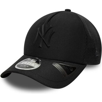 New Era Black Logo 9FORTY APEX Sporty New York Yankees MLB Black Trucker Hat