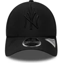 gorra-trucker-negra-con-logo-negro-9forty-apex-sporty-de-new-york-yankees-mlb-de-new-era