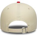 new-era-curved-brim-9forty-colour-block-chicago-bulls-nba-beige-and-red-adjustable-cap