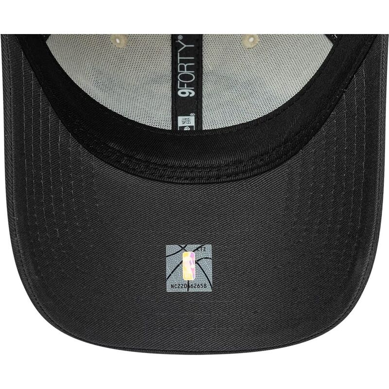 new-era-curved-brim-9forty-colour-block-los-angeles-lakers-nba-beige-and-black-adjustable-cap