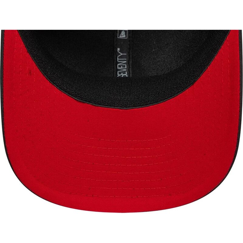 new-era-curved-brim-red-logo-9seventy-stretch-snap-fw-poly-ac-milan-serie-a-black-snapback-cap
