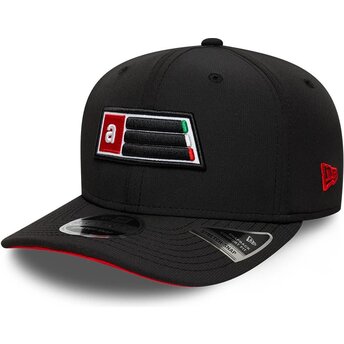 Gorra curva negra snapback 9SEVENTY Stretch Snap Patch Aprilia Piaggio de New Era