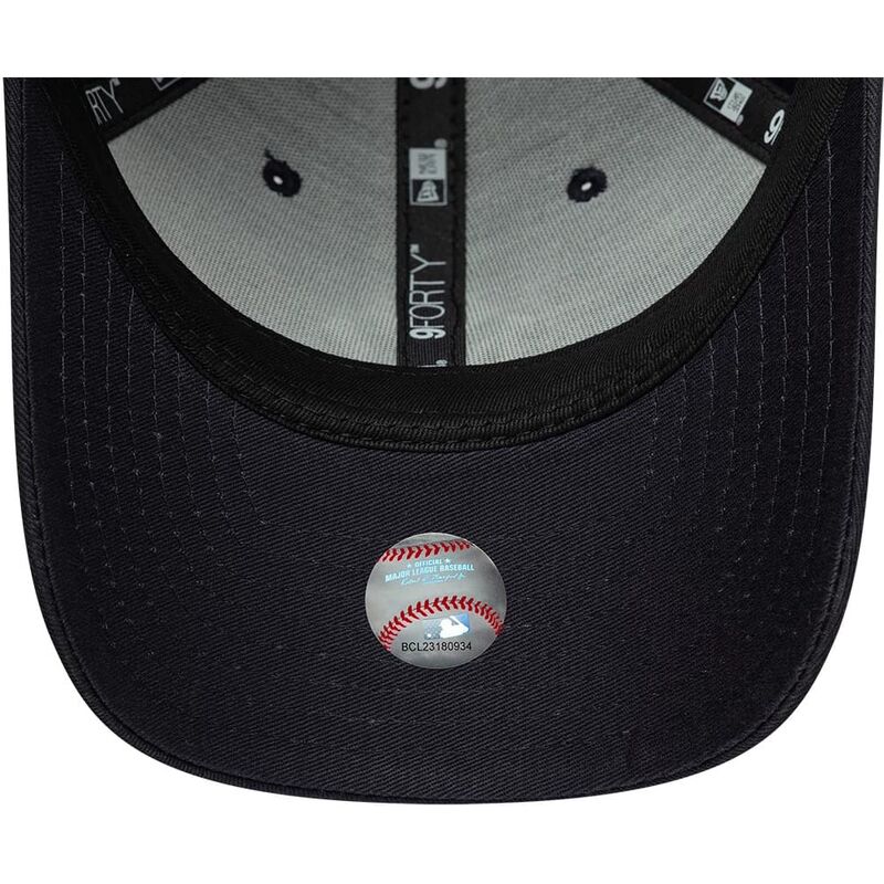 new-era-curved-brim-9forty-m-crown-side-script-new-york-yankees-mlb-navy-blue-snapback-cap new-era-curved-brim-9forty-m-crown-side-script-new-york-yankees-mlb-navy-blue-snapback-cap