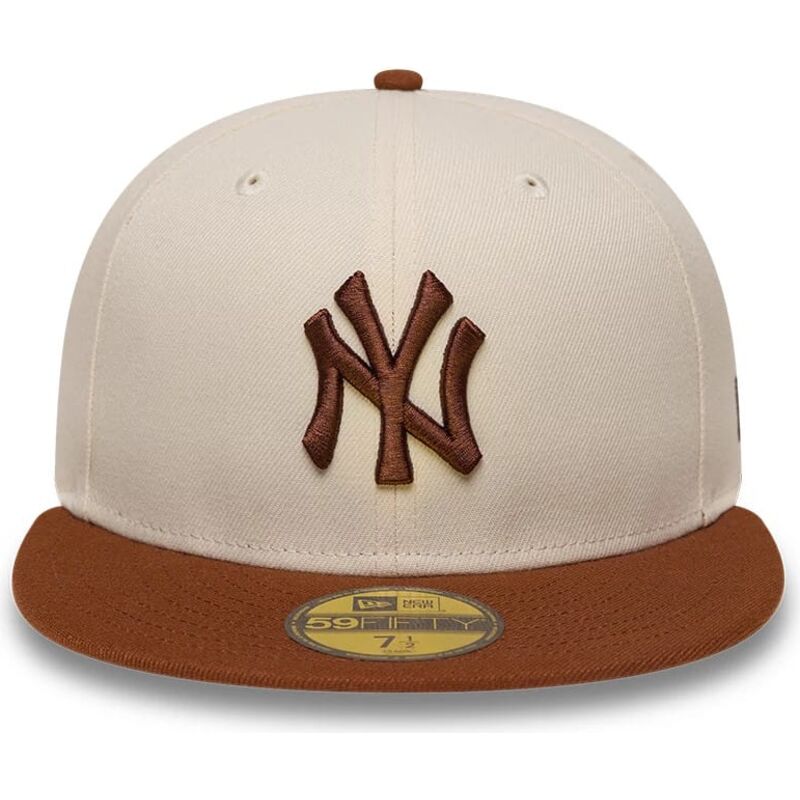 gorra-plana-marron-y-beige-ajustada-con-logo-marron-59fifty-league-essential-de-new-york-yankees-mlb-de-new-era