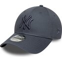 new-era-curved-brim-dark-grey-logo-9forty-league-essential-new-york-yankees-mlb-dark-grey-adjustable-cap