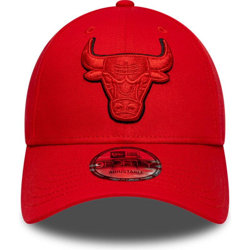 gorra-curva-roja-ajustable-con-logo-rojo-9forty-outline-de-chicago-bulls-nba-de-new-era