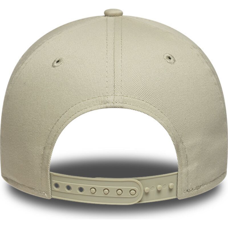 new-era-curved-brim-golden-logo-e-frame-metallic-outline-new-york-yankees-mlb-beige-snapback-cap new-era-curved-brim-golden-logo-e-frame-metallic-outline-new-york-yankees-mlb-beige-snapback-cap