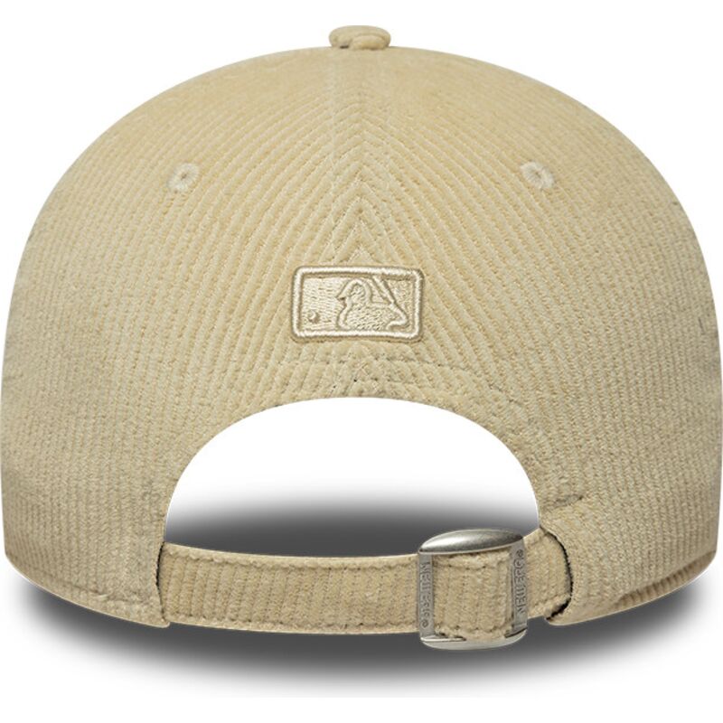 new-era-curved-brim-9forty-m-crown-cord-new-york-yankees-mlb-beige-adjustable-cap-with-beige-logo