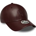 gorra-curva-marron-snapback-para-mujer-9forty-m-crown-pu-diamante-de-new-york-yankees-mlb-de-new-era