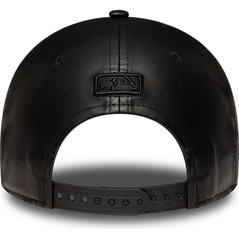 gorra-curva-negra-snapback-para-mujer-con-logo-negro-9forty-m-crown-pu-diamante-de-new-york-yankees-mlb-de-new-era
