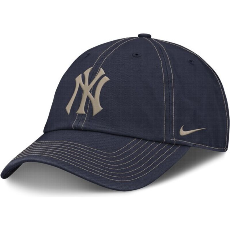gorra-curva-azul-marino-ajustable-con-logo-beige-fathers-day-club-unstructured-organic-cotton-de-new-york-yankees-mlb-de-nike gorra-curva-azul-marino-ajustable-con-logo-beige-fathers-day-club-unstructured-organic-cotton-de-new-york-yankees-mlb-de-nike