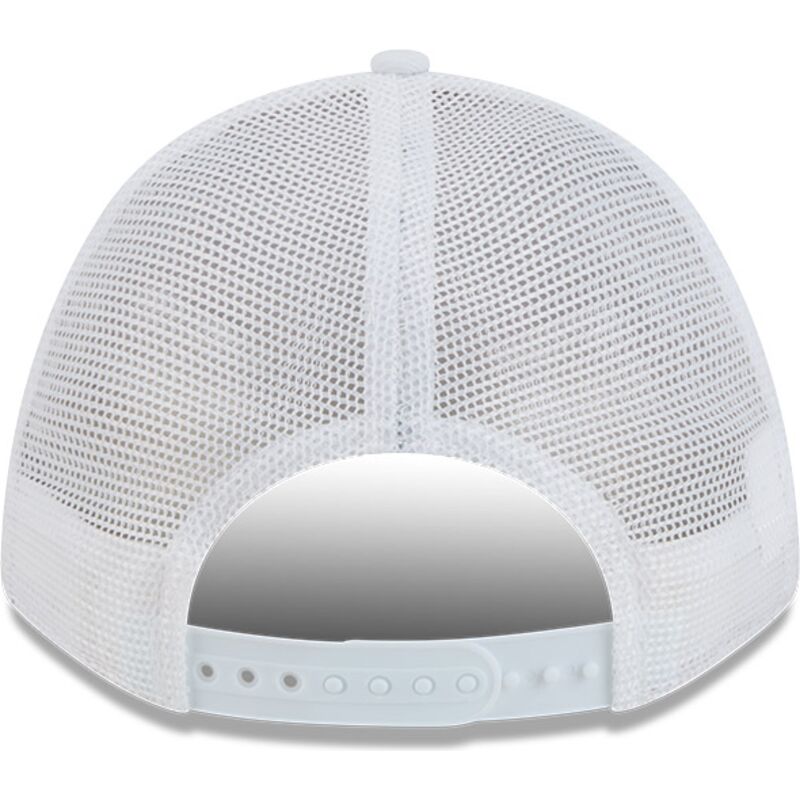 gorra-trucker-blanca-9forty-m-crown-a-frame-all-over-de-chicago-bulls-nba-de-new-era