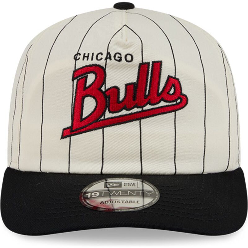 gorra-curva-beige-y-negra-snapback-19twenty-pinstripe-de-chicago-bulls-nba-de-new-era