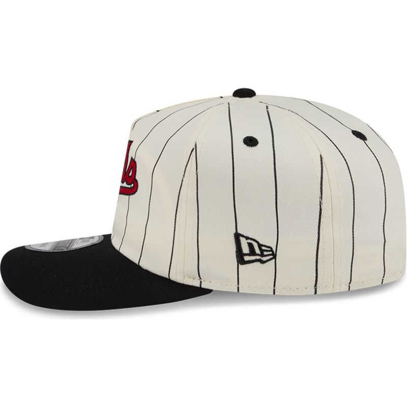 gorra-curva-beige-y-negra-snapback-19twenty-pinstripe-de-chicago-bulls-nba-de-new-era
