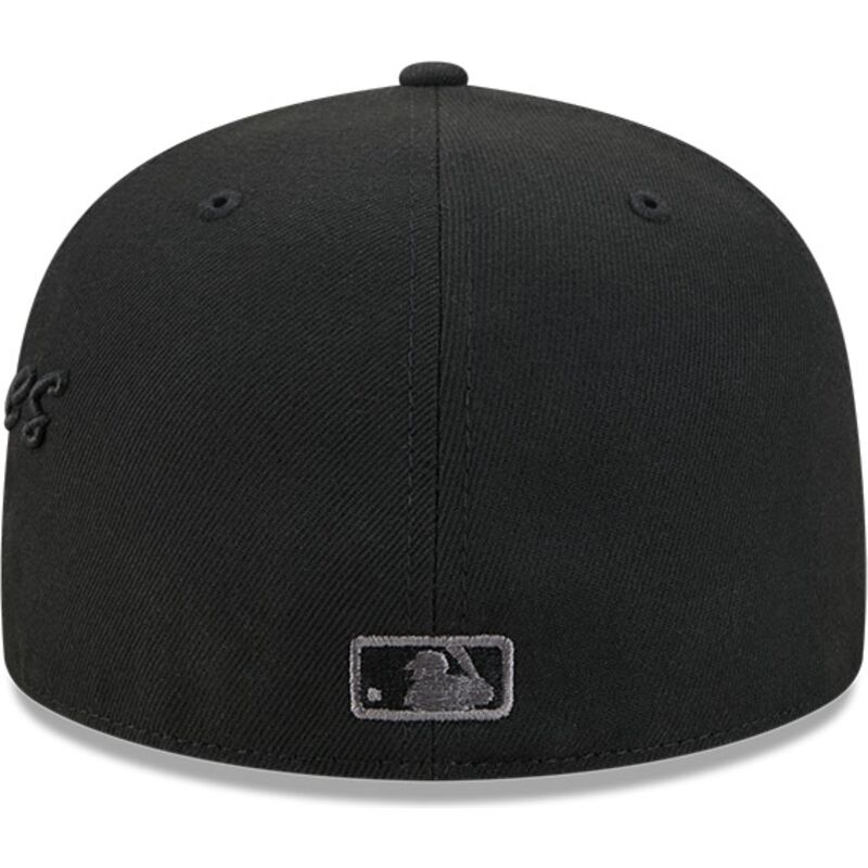gorra-plana-negra-ajustada-con-logo-gris-59fifty-side-script-de-new-york-yankees-mlb-de-new-era