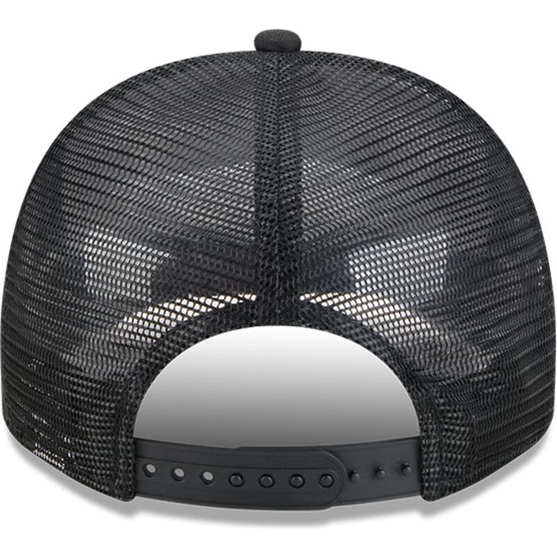 new-era-9fifty-a-frame-na-lifestyle-f1-chicago-white-sox-mlb-black-and-white-trucker-hat