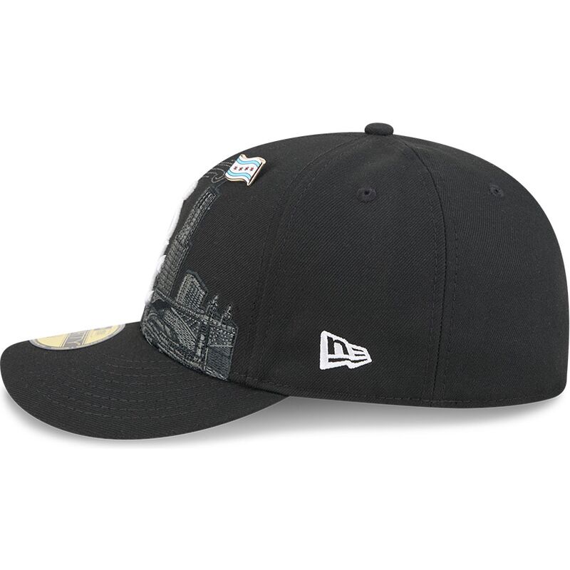 gorra-curva-negra-ajustada-59fifty-pin-na-lifestyle-f1-de-chicago-white-sox-mlb-de-new-era gorra-curva-negra-ajustada-59fifty-pin-na-lifestyle-f1-de-chicago-white-sox-mlb-de-new-era