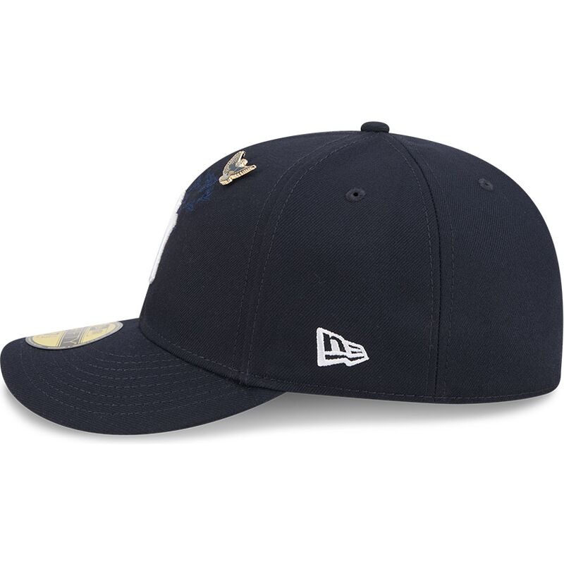 gorra-curva-azul-marino-ajustada-59fifty-pin-na-lifestyle-f1-de-new-york-yankees-mlb-de-new-era
