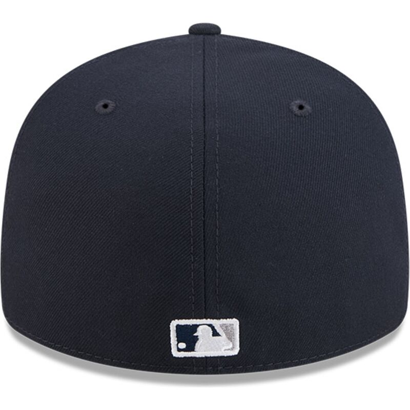 gorra-curva-azul-marino-ajustada-59fifty-pin-na-lifestyle-f1-de-new-york-yankees-mlb-de-new-era