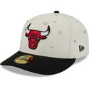 gorra-curva-beige-y-negra-ajustada-59fifty-beads-na-lifestyle-f1-de-chicago-bulls-nba-de-new-era