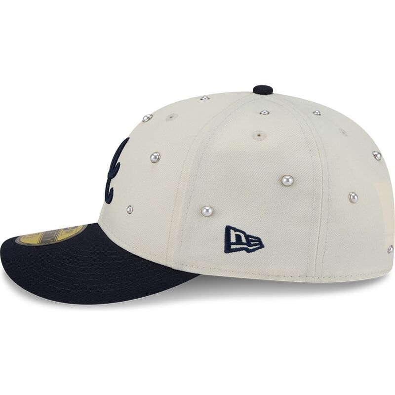 new-era-curved-brim-59fifty-beads-na-lifestyle-f1-atlanta-braves-mlb-beige-and-navy-blue-fitted-cap new-era-curved-brim-59fifty-beads-na-lifestyle-f1-atlanta-braves-mlb-beige-and-navy-blue-fitted-cap