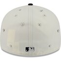 gorra-curva-beige-y-negra-ajustada-59fifty-beads-na-lifestyle-f1-de-chicago-white-sox-mlb-de-new-era