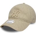 gorra-curva-beige-ajustable-con-logo-beige-9twenty-a-frame-melton-luxe-de-new-york-yankees-mlb-de-new-era