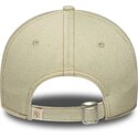 gorra-curva-beige-ajustable-con-logo-marron-9twenty-denim-de-new-york-yankees-mlb-de-new-era