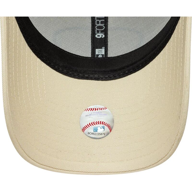 new-era-curved-brim-blue-logo-9forty-patch-los-angeles-dodgers-mlb-cream-adjustable-cap