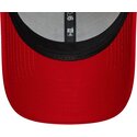new-era-curved-brim-women-9forty-contrast-manchester-united-football-club-premier-league-beige-and-red-adjustable-cap