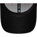 new-era-curved-brim-9forty-contrast-manchester-united-football-club-premier-league-red-and-black-adjustable-cap