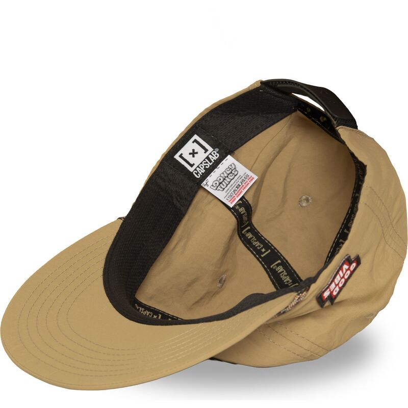 gorra-plana-beige-snapback-silvestre-loo13-goob-looney-tunes-de-capslab