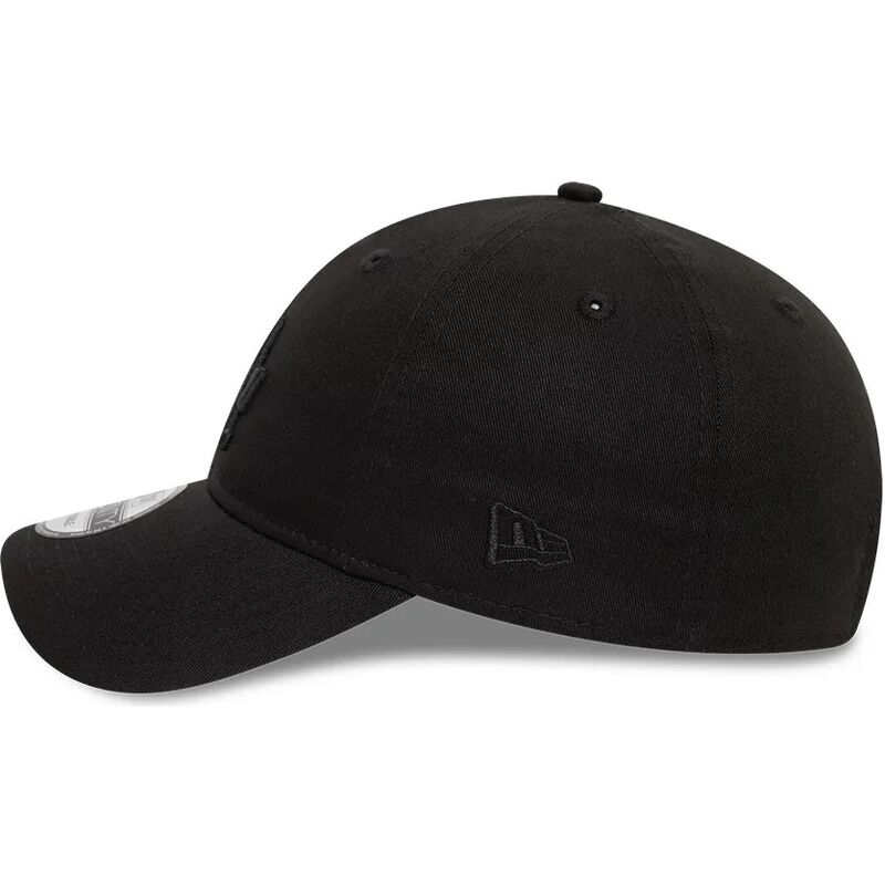 gorra-curva-negra-ajustable-con-logo-negro-9twenty-league-essential-de-los-angeles-dodgers-mlb-de-new-era gorra-curva-negra-ajustable-con-logo-negro-9twenty-league-essential-de-los-angeles-dodgers-mlb-de-new-era