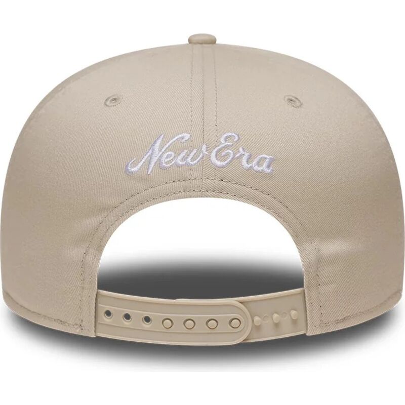 gorra-plana-beige-snapback-oso-9fifty-outdoor-icon-de-new-york-yankees-mlb-de-new-era