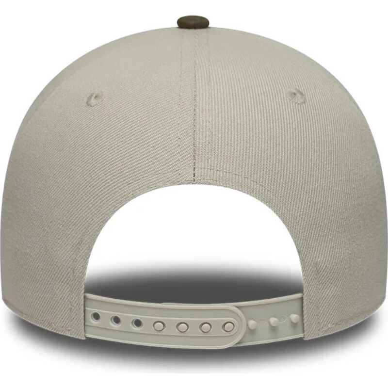 gorra-curva-verde-y-beige-snapback-con-logo-verde-e-frame-suede-visor-de-los-angeles-dodgers-mlb-de-new-era