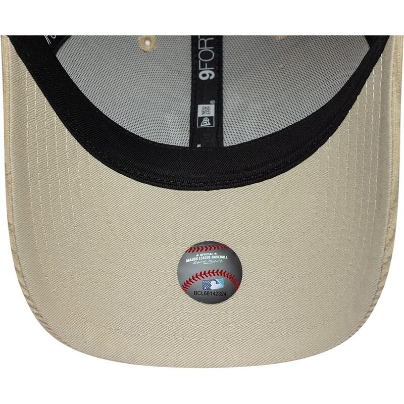 gorra-curva-beige-snapback-9forty-entry-cord-de-new-york-yankees-mlb-de-new-era gorra-curva-beige-snapback-9forty-entry-cord-de-new-york-yankees-mlb-de-new-era