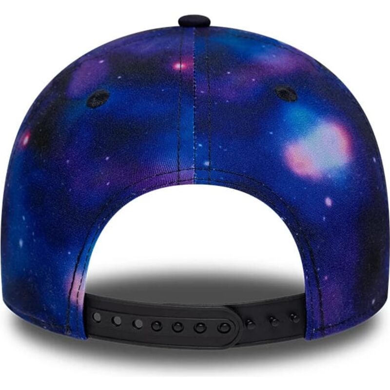 gorra-curva-multicolor-snapback-para-nino-con-logo-negro-9forty-all-over-print-space-de-new-york-yankees-mlb-de-new-era