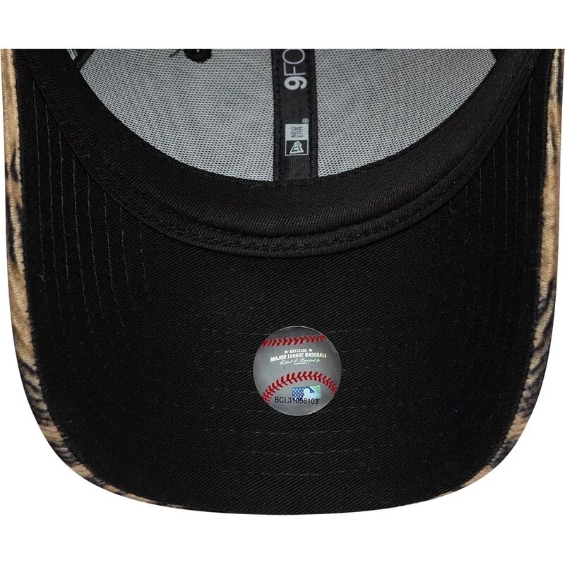 gorra-curva-leopardo-ajustable-para-mujer-9forty-ocelot-print-de-new-york-yankees-mlb-de-new-era