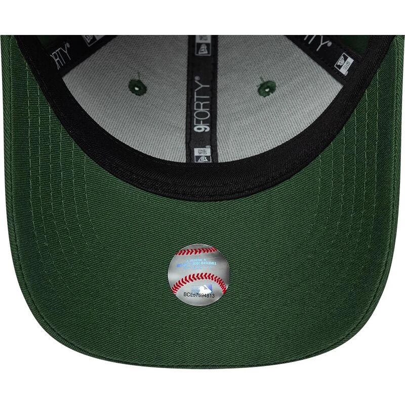 gorra-curva-verde-oscuro-ajustable-para-nino-con-logo-verde-9forty-league-essential-de-los-angeles-dodgers-mlb-de-new-era gorra-curva-verde-oscuro-ajustable-para-nino-con-logo-verde-9forty-league-essential-de-los-angeles-dodgers-mlb-de-new-era