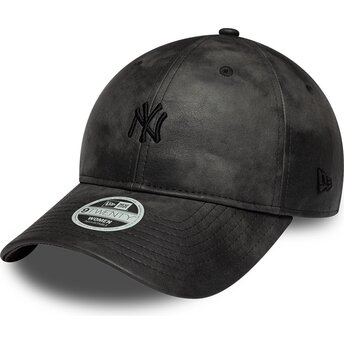 Gorra curva negra ajustable para mujer con logo negro 9TWENTY Washed PU de New York Yankees MLB de New Era