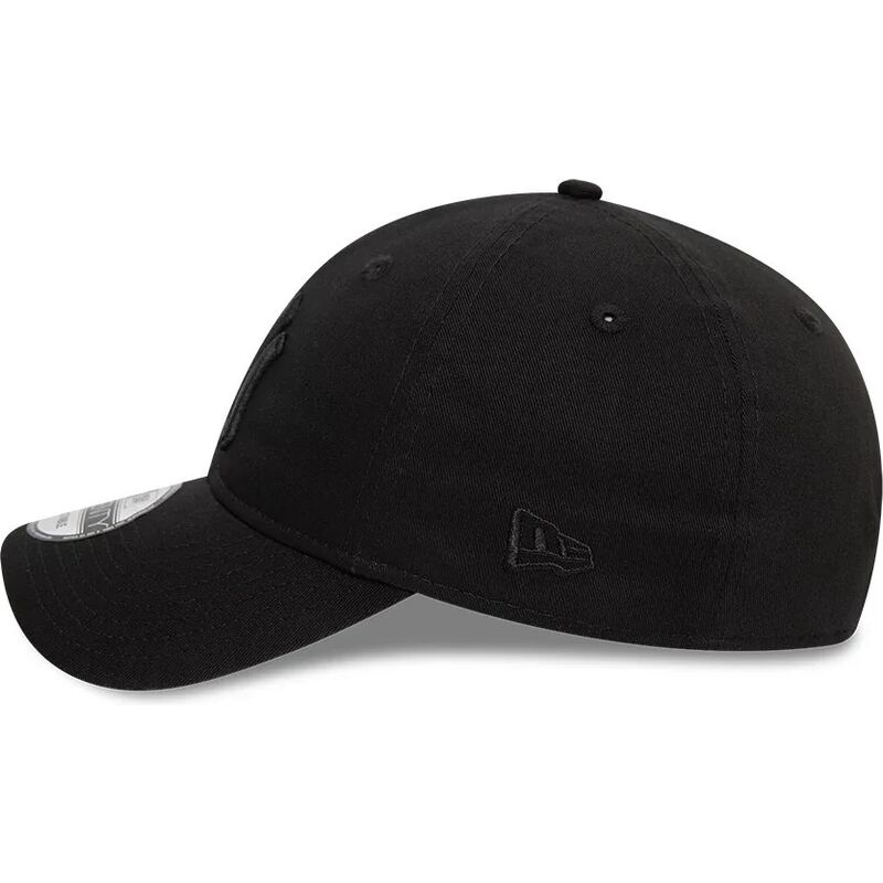 gorra-curva-negra-ajustable-con-logo-negro-9twenty-league-essential-de-new-york-yankees-mlb-de-new-era